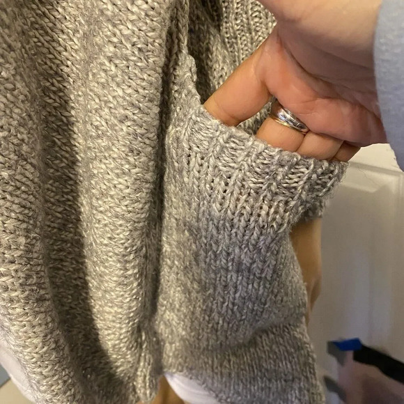 Romeo+Juliet Couture Cardigan Sweater Lady M Gray Knit Crochet Largenlook Pocket - Picture 8 of 11